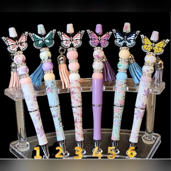 New! Custom Made Beautiful Butterfly Beaded Pen w/Free Ink Refill - Picture 1 of 2
